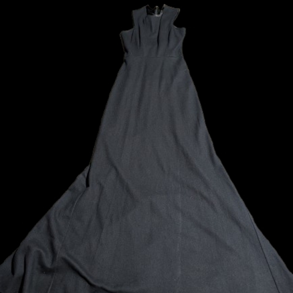 Elegant Sleeveless Black Maxi Dress